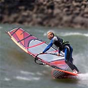 Step 3 instruction for Switch Stance Kono (jibe entry)